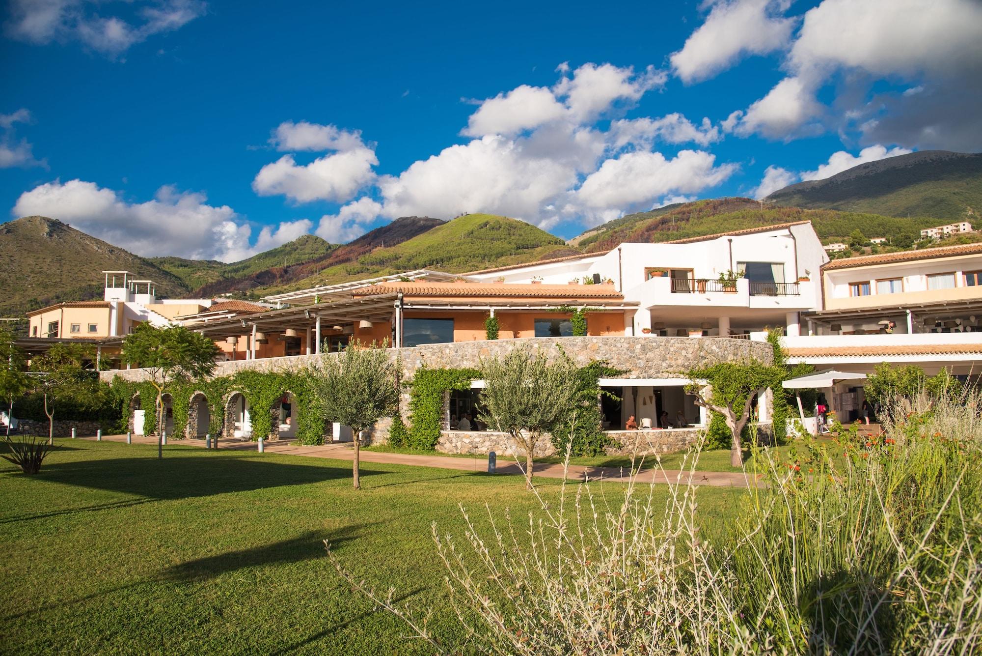 Borgo Di Fiuzzi Resort & Spa Praia a Mare Exterior foto